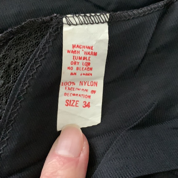 Slip Tank Top Cami ~Vintage ~ Lingerie ~ Black ~Size 34 ~Silky, Bit of Lace - Picture 6 of 6